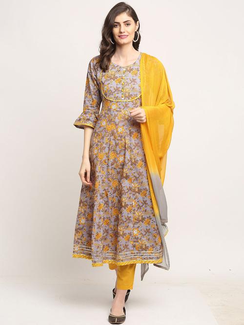 women printed three quarter sleeves suit set - 21558436 - Very Small Image - 1