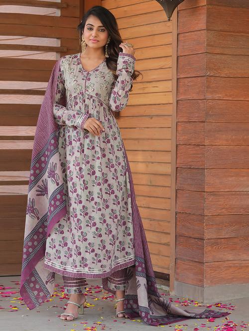 women floral printed kurta pant set with dupatta - 21558481 - Very Small Image - 1