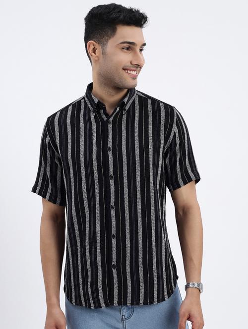 men striped short sleeve casual shirt - 21562503 - Very Small Image - 1