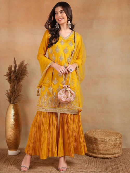 women three quarter sleeve embroidered suit set - 21563343 - Very Small Image - 1