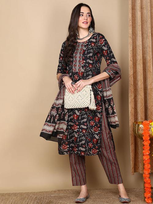 women black floral printed suit set - 21563395 - Very Small Image - 1