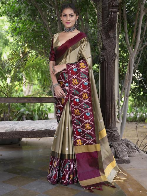 women beige embroidered saree - 21566245 - Very Small Image - 1