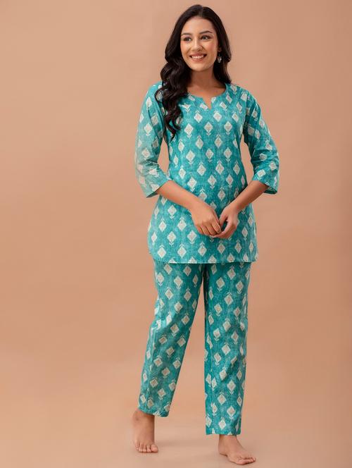 women notch neck printed pyjama nightwear set - 21582324 - Very Small Image - 1