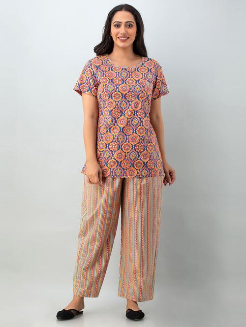 women short sleeve printed pyjama nightwear set - 21582350 - Very Small Image - 1