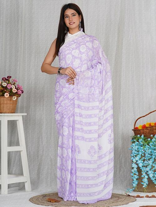 women lavender floral printed saree - 21600880 - Very Small Image - 1