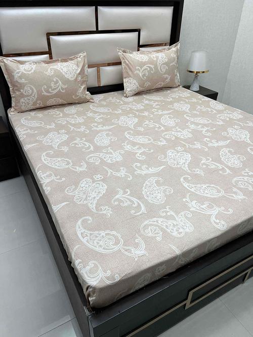 printed tc fitted king-sized bedsheet with elastic and 2 pillow covers - 21602015 - Very Small Image - 1