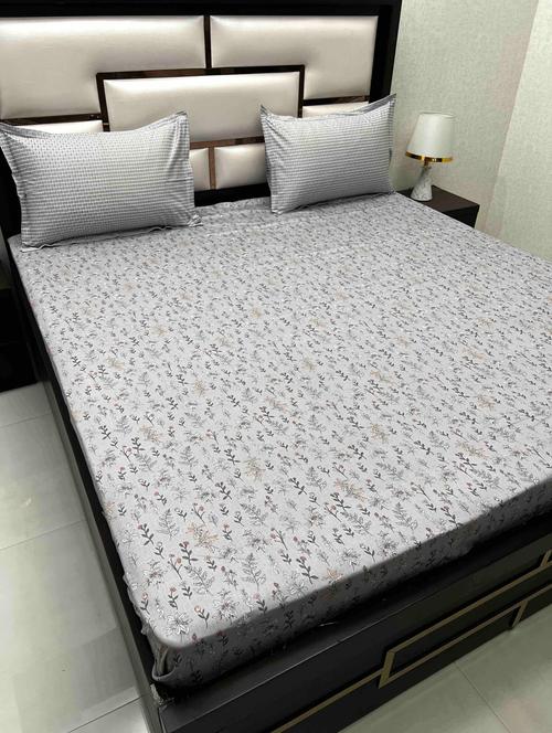 printed tc fitted king-sized bedsheet with 2 pillow covers - 21602980 - Very Small Image - 1