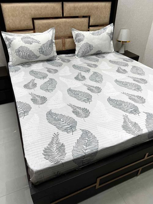 printed tc fitted king-sized bedsheet with 2 pillow covers - 21603792 - Very Small Image - 1
