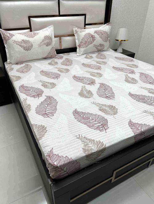 printed tc fitted king-sized bedsheet with 2 pillow covers - 21604432 - Very Small Image - 1