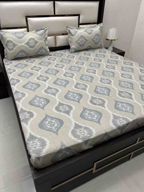 printed tc fitted king-sized bedsheet with 2 pillow covers - 21604781 - Very Small Image - 1