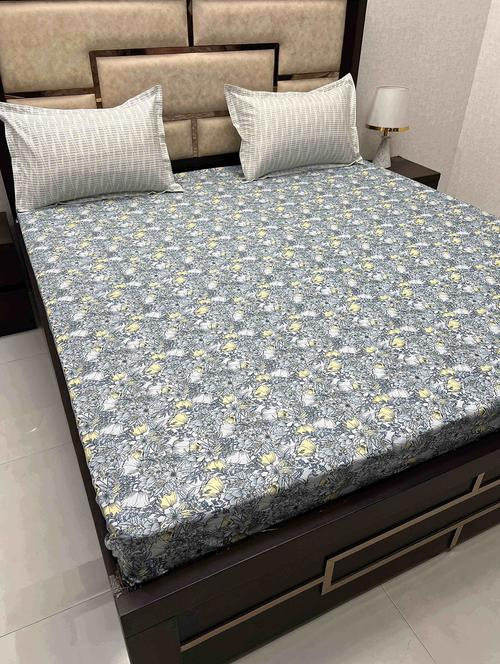 floral printed tc fitted king-sized bedsheet with 2 pillow covers - 21604952 - Very Small Image - 1