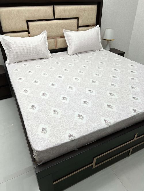 printed tc fitted king-sized bedsheet with 2 pillow covers - 21604954 - Very Small Image - 1