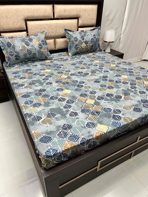 printed tc fitted king-sized bedsheet with 2 pillow covers - 21605220 - Very Small Image - 1