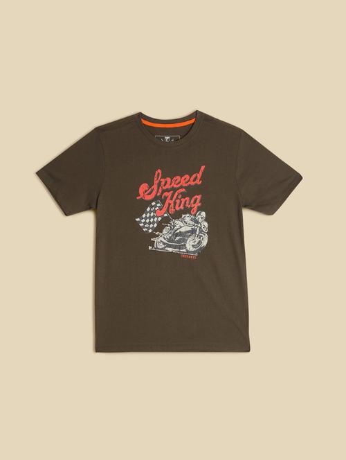 men round neck front print t-shirt - 21620496 - Very Small Image - 1