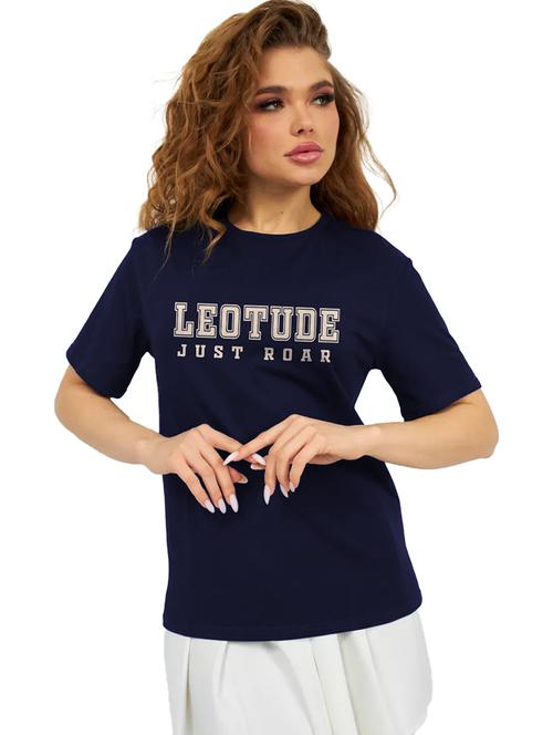 women round neck chest print t-shirt - 21622083 - Very Small Image - 1