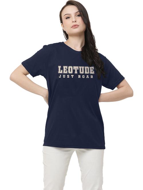 women round neck chest print t-shirt - 21622084 - Very Small Image - 1