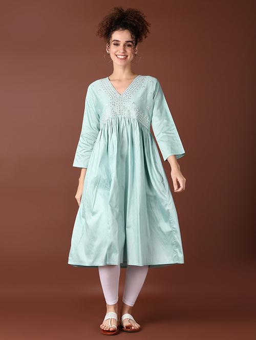 women three quarter sleeve flared kurta - 21624409 - Very Small Image - 1