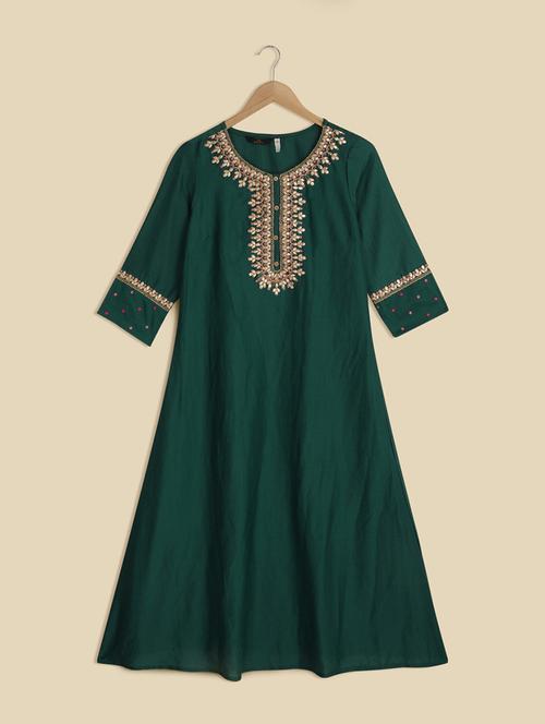 women green embroidered a-line kurta - 21627471 - Very Small Image - 1