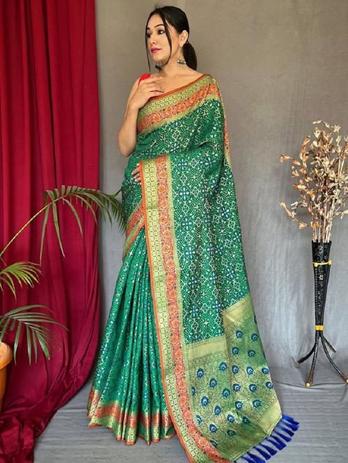 women self design patola saree with blouse - 21635210 - Very Small Image - 1
