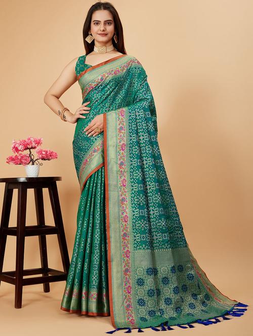 women self design patola saree with blouse - 21635224 - Very Small Image - 1