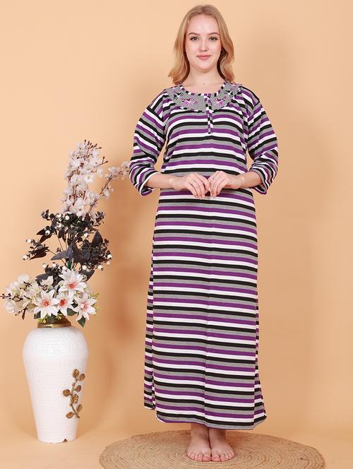 women printed long sleeves nighty - 21643090 - Very Small Image - 1