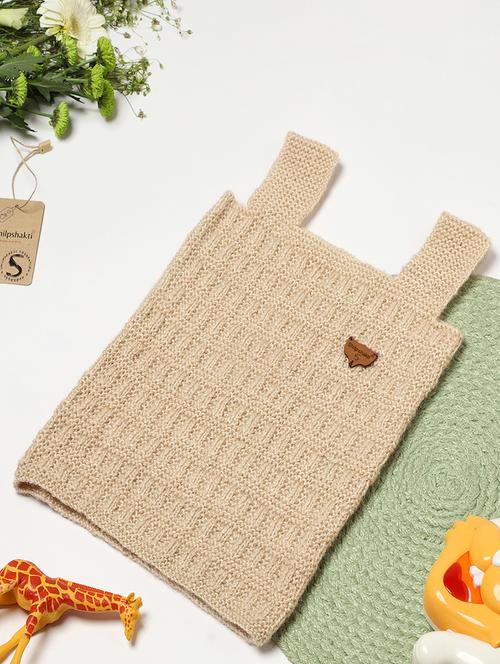 girls self design sleeveless sweater - 21647221 - Very Small Image - 1