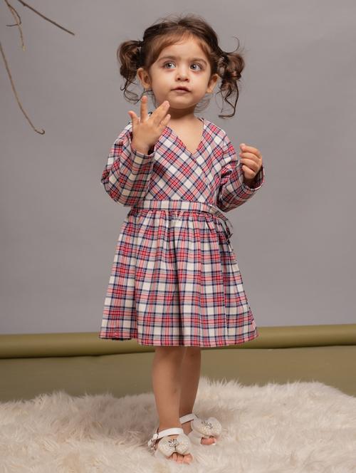 girls checks printed v neck frock - 21648635 - Very Small Image - 1
