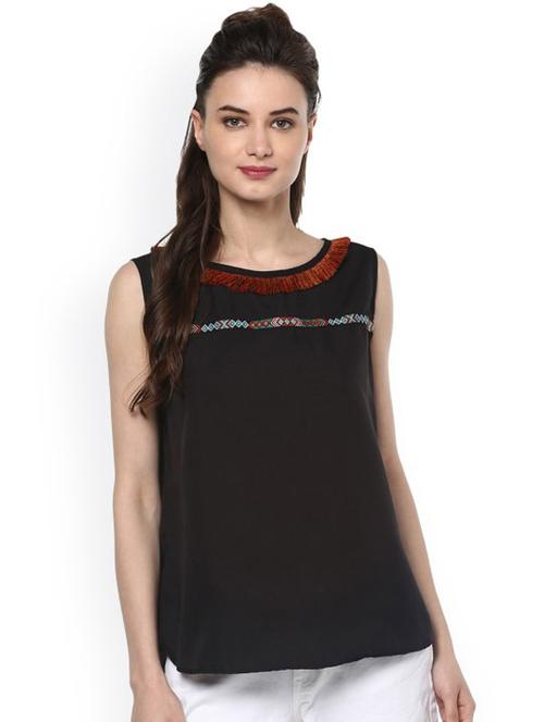 women black sleeveless round neck top - 21651243 - Very Small Image - 1