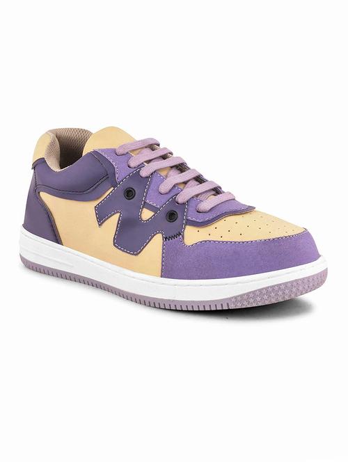 men lace up sneakers - 21664014 - Very Small Image - 1