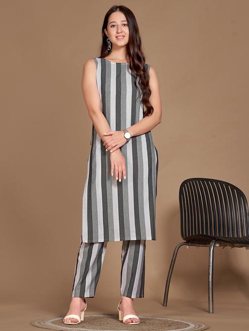 women stripes round neck kurta pant set - 21665561 - Very Small Image - 1