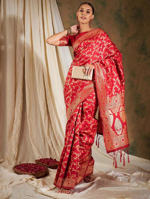 women self design banarasi saree with blouse - 21665603 - Very Small Image - 1