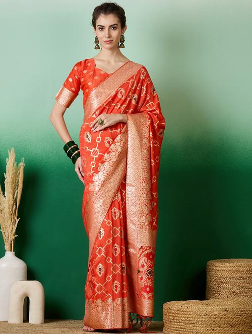 women self design banarasi saree with blouse - 21665907 - Very Small Image - 1