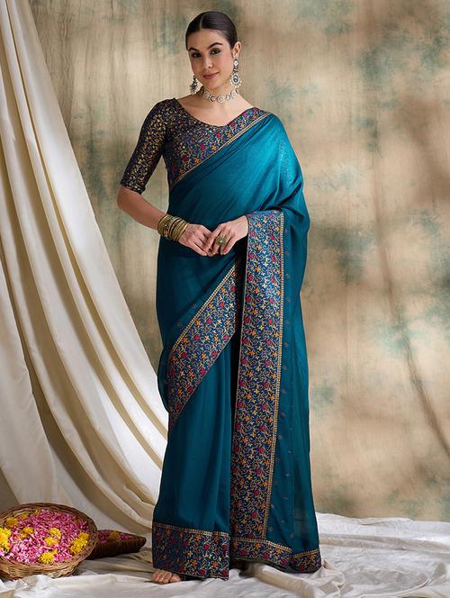 women solid with bordered saree - 21666085 - Very Small Image - 1