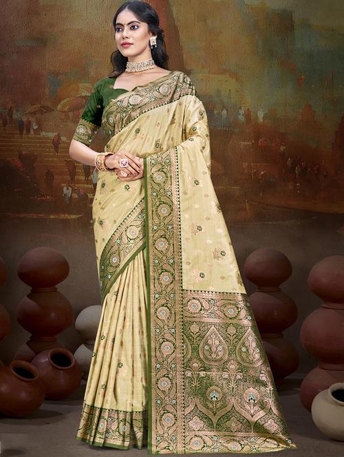 women self design bordered saree with blouse - 21671133 - Very Small Image - 1