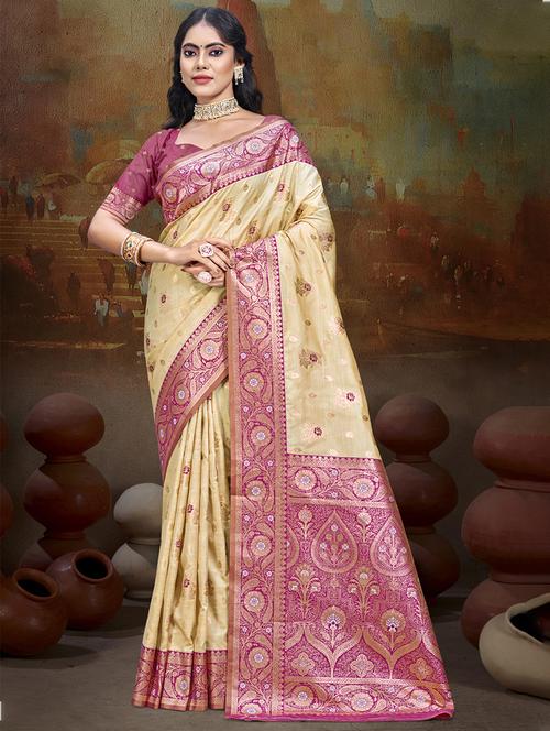 women self design bordered saree with blouse - 21671136 - Very Small Image - 1