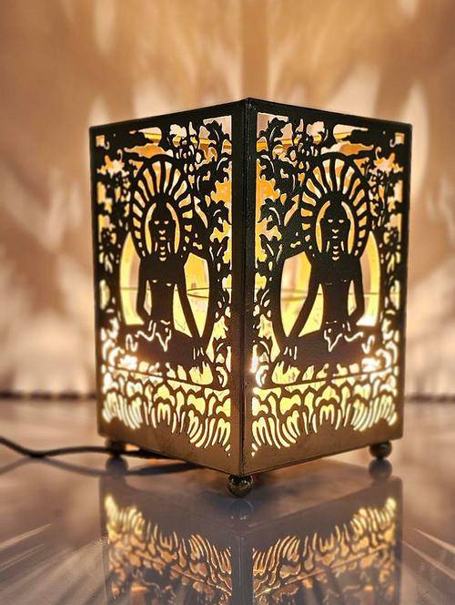decorative moroccan style lantern with aroma diffuser - 21676881 - Very Small Image - 1