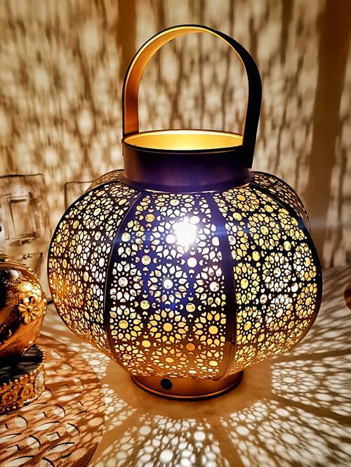 decorative moroccan style lantern with aroma diffuser - 21676885 - Very Small Image - 1