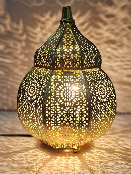 decorative moroccan style lantern with aroma diffuser - 21676887 - Very Small Image - 1