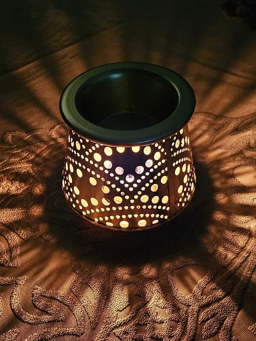 decorative moroccan style lantern with aroma diffuser - 21676892 - Very Small Image - 1