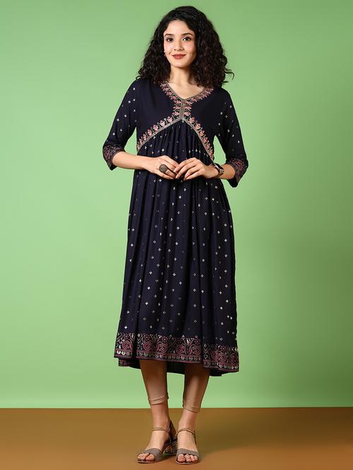 women v-neck embroidered flared kurta - 21682889 - Very Small Image - 1