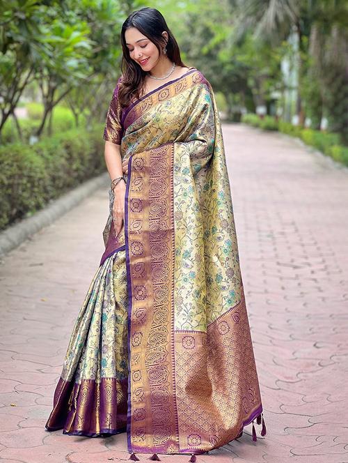 women self design bordered saree with blouse - 21691546 - Very Small Image - 1