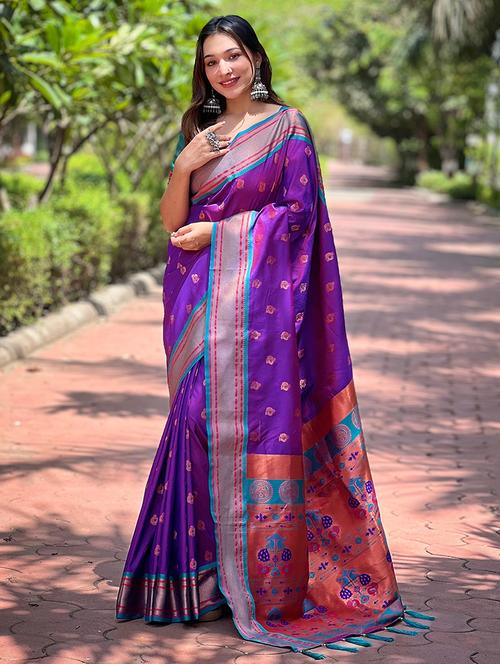women self design paithani saree with blouse - 21691678 - Very Small Image - 1