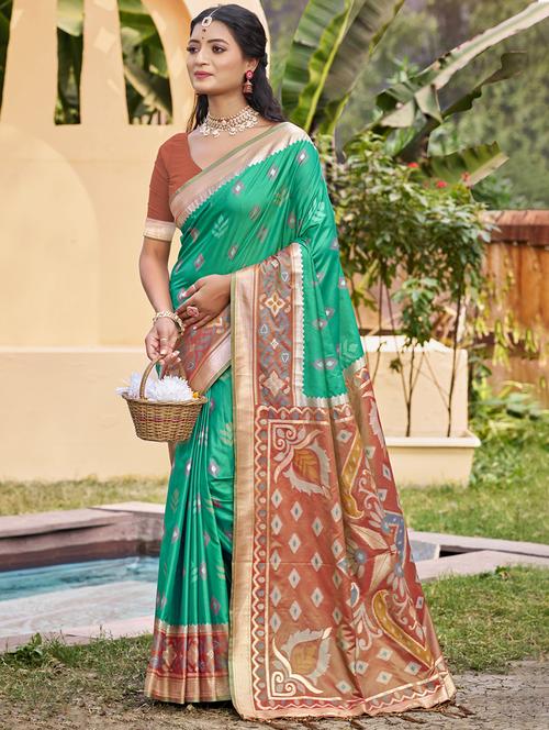 women self design banarasi saree with blouse - 21698408 - Very Small Image - 1