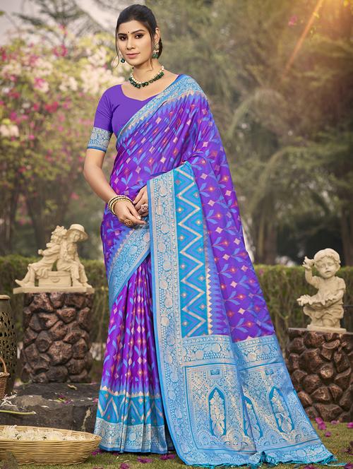 women self design bordered saree with blouse - 21708903 - Very Small Image - 1