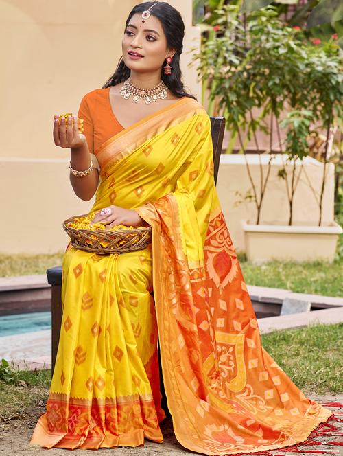 women self design bordered saree with blouse - 21708911 - Very Small Image - 1