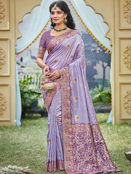 women self design banarasi saree with blouse - 21708967 - Very Small Image - 1