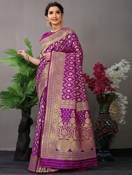 women self design banarasi saree with blouse - 21713226 - Very Small Image - 1