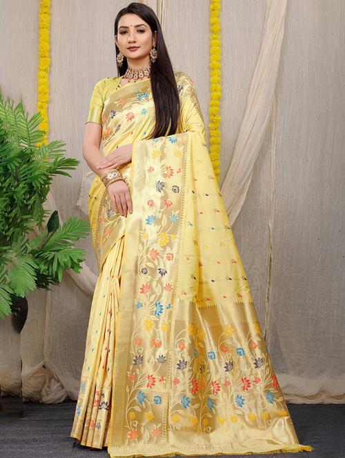 women self design banarasi saree with blouse - 21713258 - Very Small Image - 1