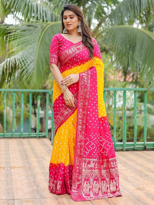 women bandhani bordered saree with blouse - 21713303 - Very Small Image - 1