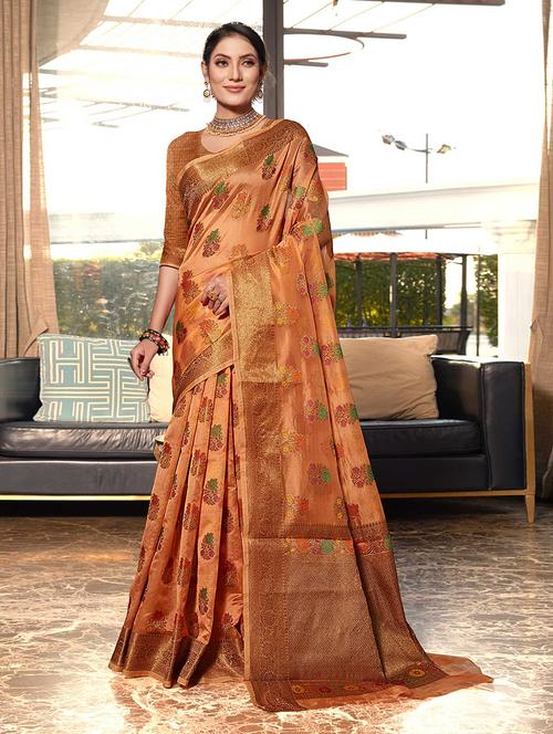 women paech self design banarasi saree with blouse - 21722570 - Very Small Image - 1